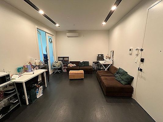 2nd image of 285 Hawthorne St APT 403