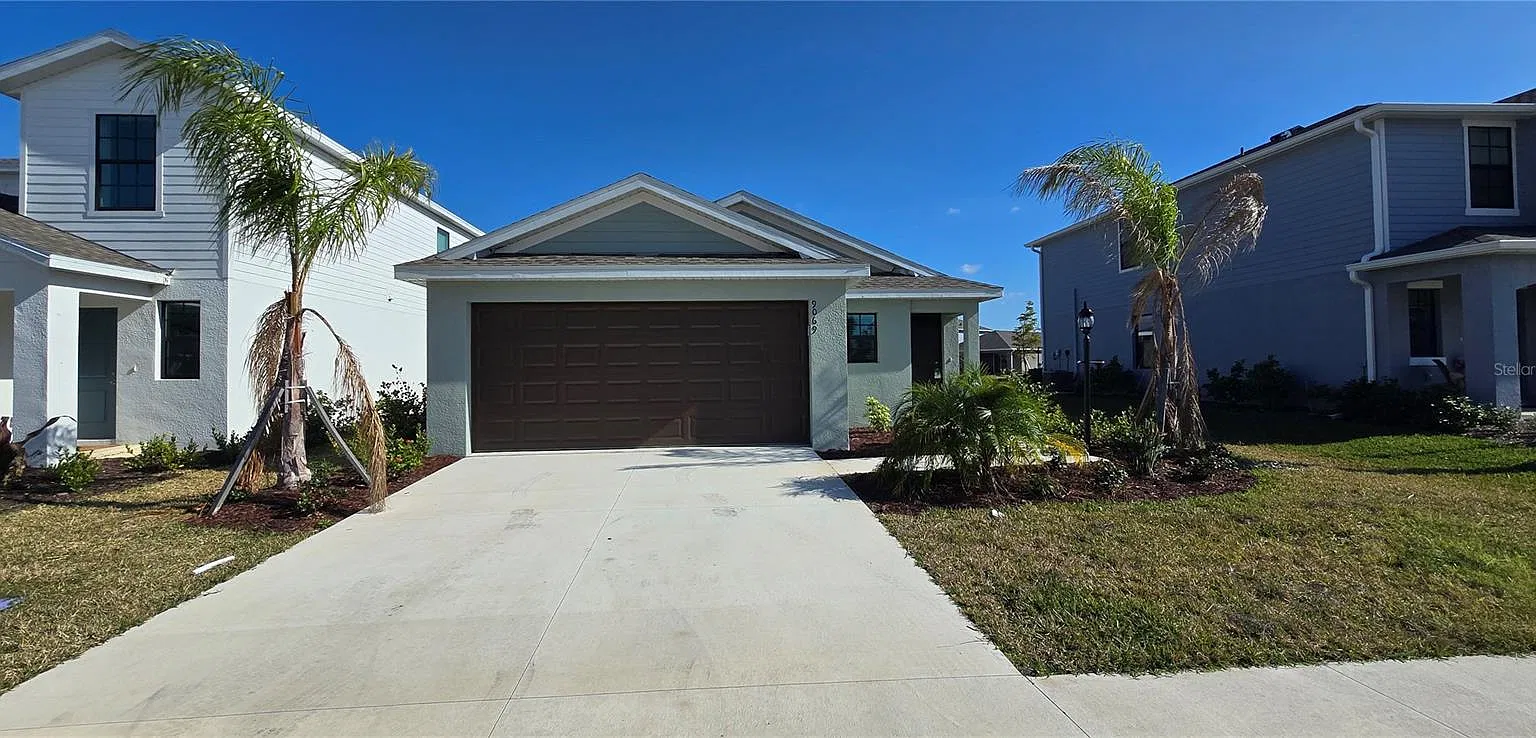 3 bed, 1450 sqft, $2,925 — Photo 2