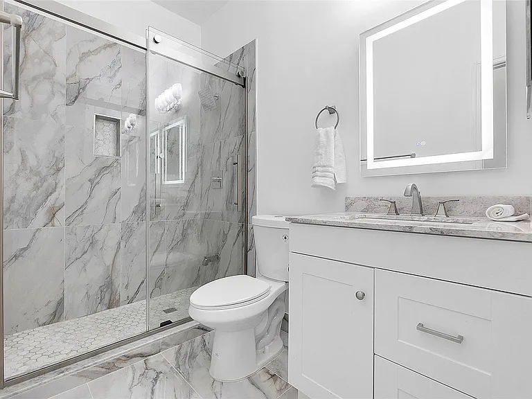 5385 NW 124th Way — Photo 10