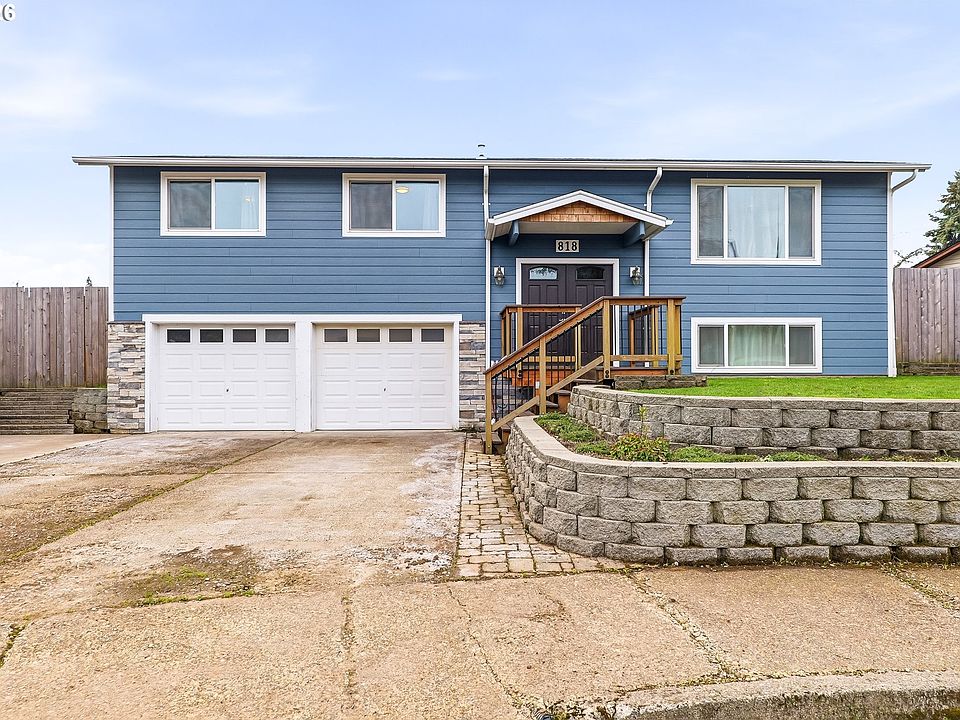 1st image of 818 Chehalis Pl N