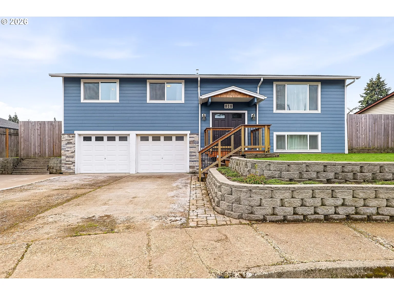 818 Chehalis Pl N photo 1