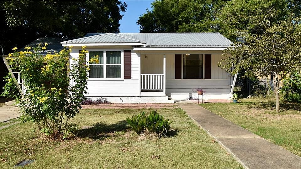 1st image of 329 Sherbarb Ave