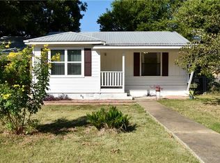 329 Sherbarb Ave, San Marcos, TX 78666