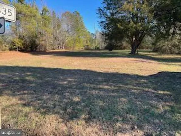 7982 Leedstown Rd, Colonial Beach, VA 22443