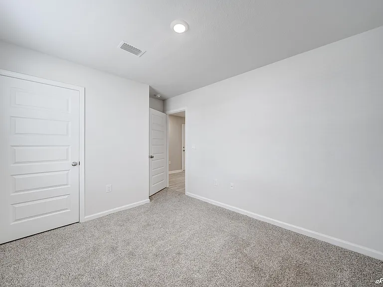 5028 Rivergrass Dr — Photo 12