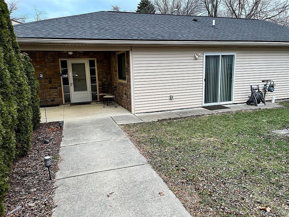 1st image of 20535 Powers Ave