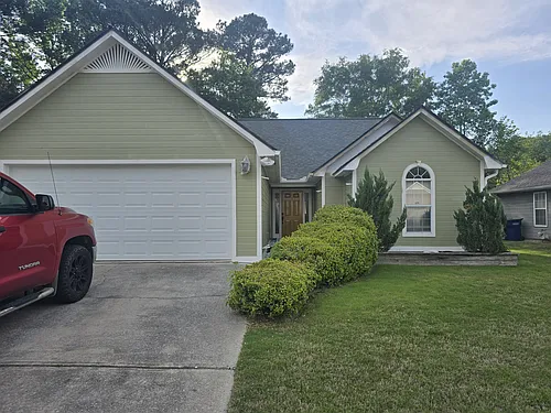 124 Lake Ter Photo 1
