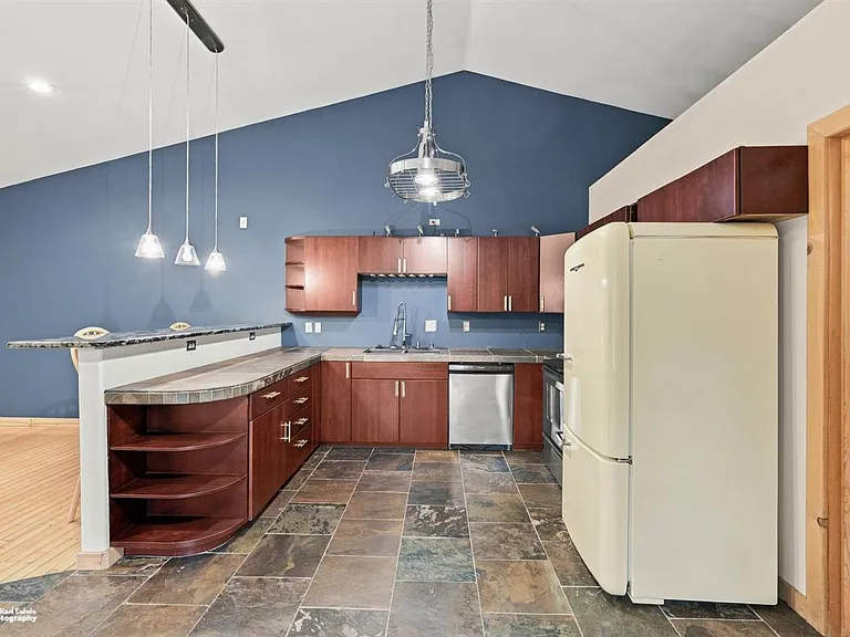 3800 N Engstrom Rd — Photo 14