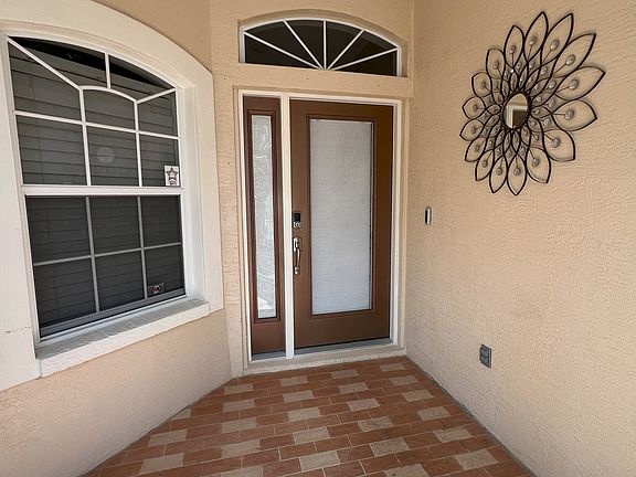 4th image of 1065 Whitegate Ct