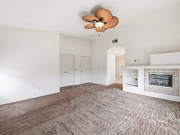 5643 Willowmere Ln — Photo 32