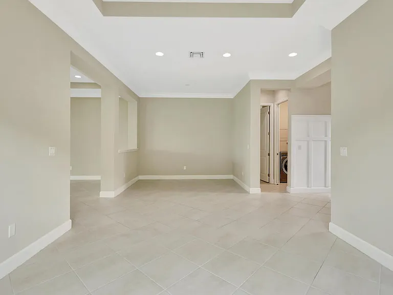 15684 Goldfinch Cir — Photo 5
