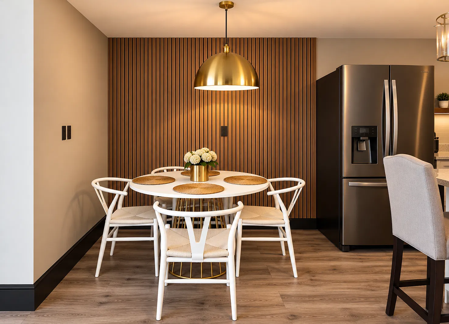 2 bed, 950 sqft, $1,795 — Photo 1