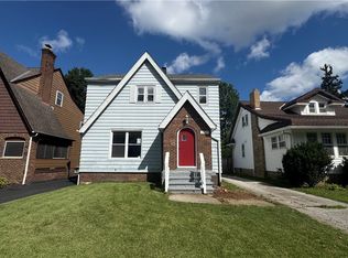 3837 Woodridge Rd, Cleveland Heights, OH 44121