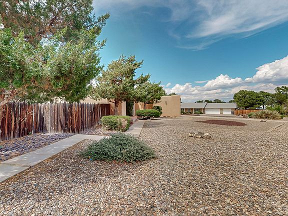 3rd image of 5401 Ironwood Dr NW
