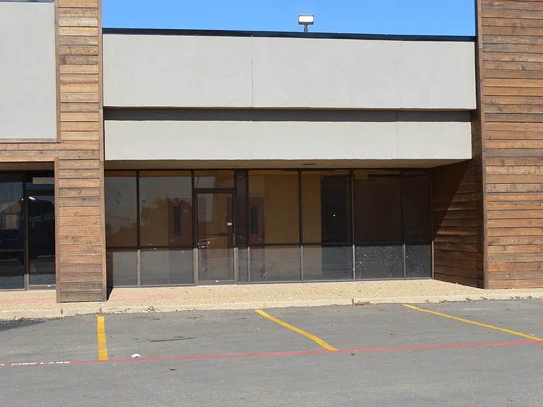 4620 50th St #10 — Photo 16