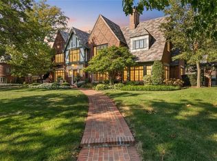 1220 W 64th St, Kansas City, MO 64113