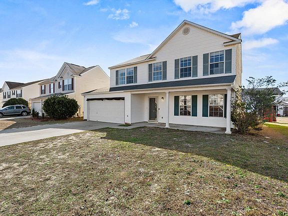 3rd image of 245 Fox Grove Cir