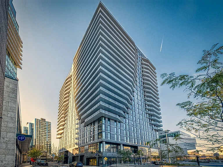 Cortland Rosslyn — Photo 62