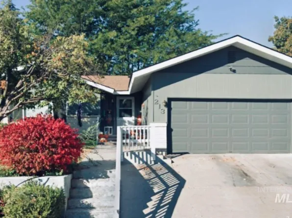213 NW 17th St, Ontario, OR 97914