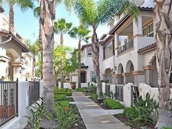 76 Bixby Cir, Buena Park, CA 90621