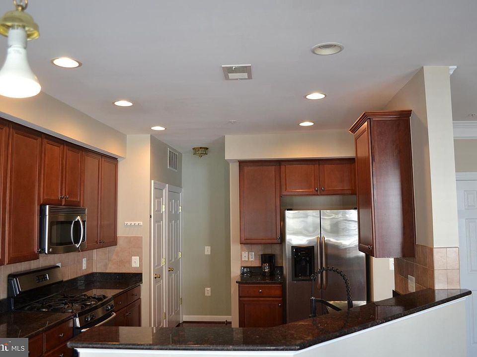 1 floor kitchen