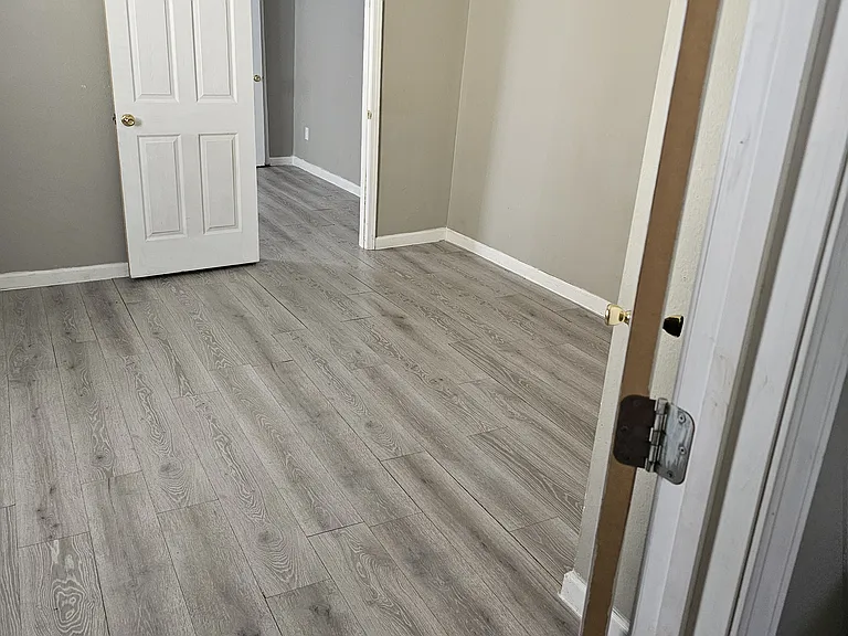 2615 S Johnson St — Photo 12