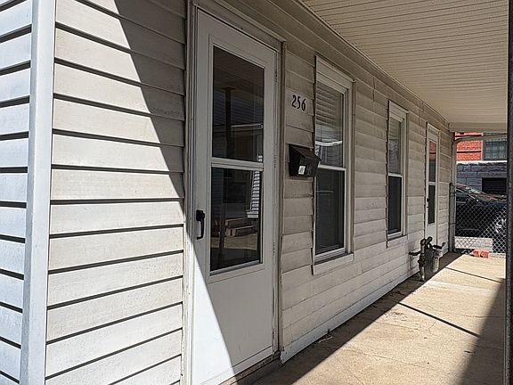 2nd image of 265 Cedar St