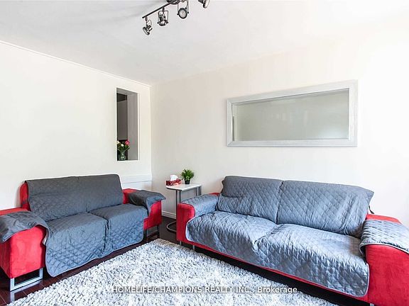 3rd image of 106 Lamb Ave