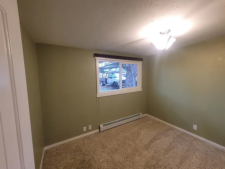 348 W Colorado St — Photo 6