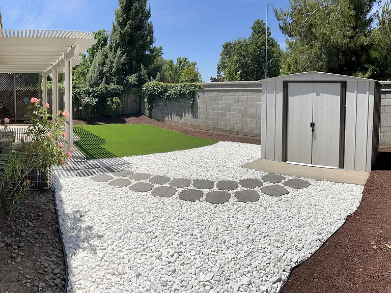 228 Halley Glen Dr — Photo 12