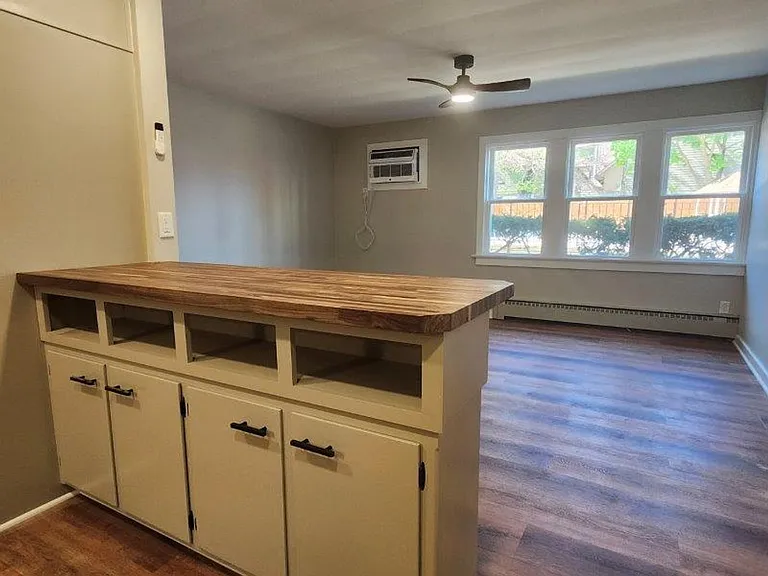 3909 Monona Dr — Photo 15
