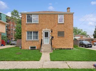 4111 Grace St, Schiller Park, IL 60176