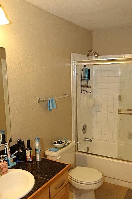 bathroom1