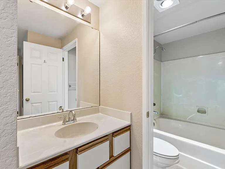 Primary ensuite