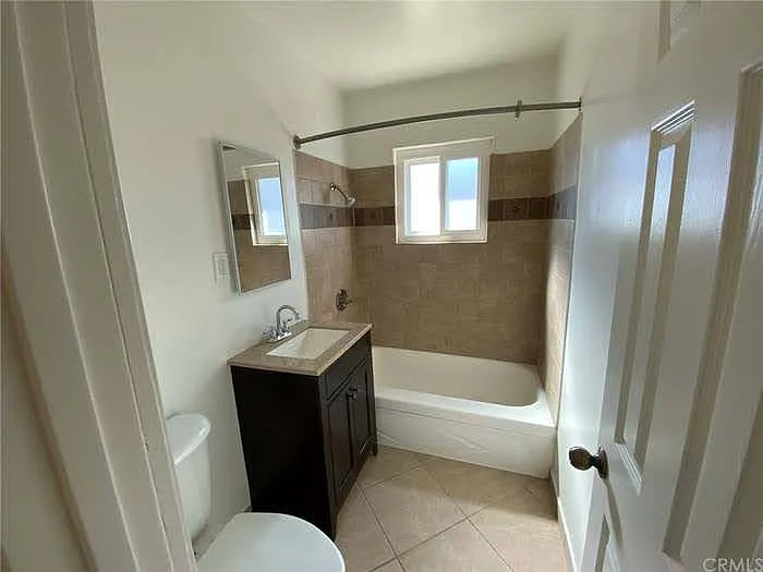 5524 Abronia Ave — Photo 3