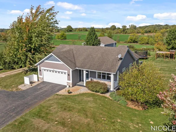3449 Lone Oak Ln, Dorr, MI 49323