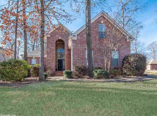 152 Hibiscus Dr, Maumelle, AR 72113