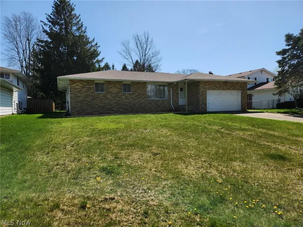 16163 Delmont Ave, Strongsville, OH 44136