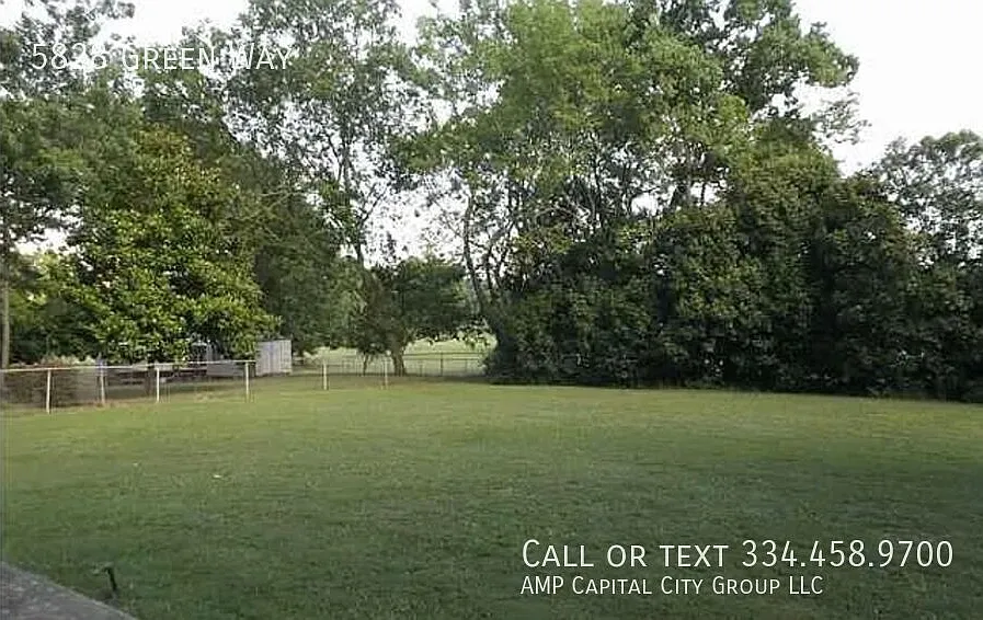 Spacious 5BR/2BA Family Home Pet Friendly with Room for Everyone! — Photo 3