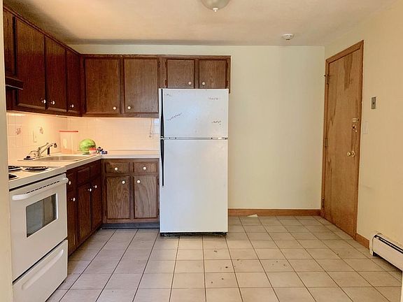 5th image of 6 McDewell Ave APT 12