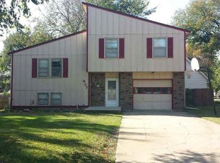 937 Quail Creek Rd, Emporia, KS 66801