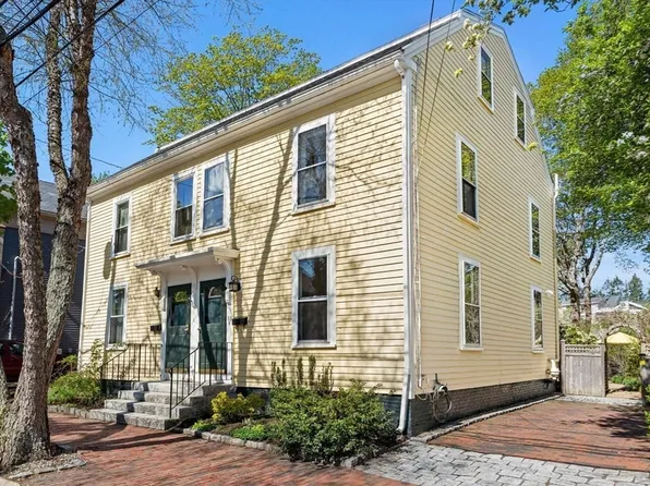 86 Federal St, Newburyport, MA 01950
