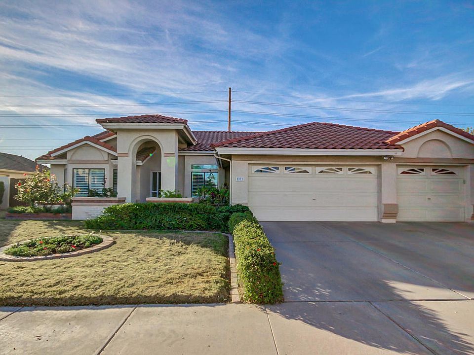 1st image of 2033 E Marquette Dr