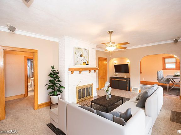 4th image of 2516 W Ardmore Pl