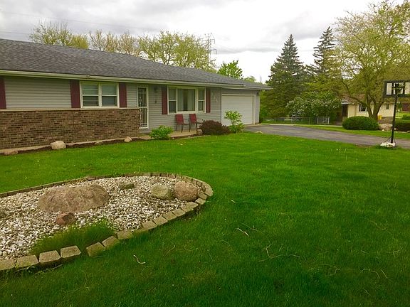 2nd image of 995 Eunice Ave