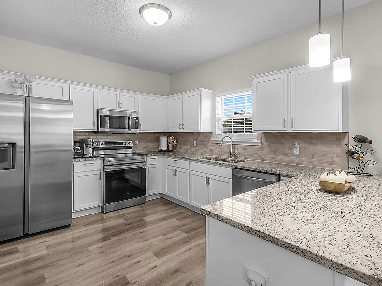 479 Brightleaf Cir — Photo 10