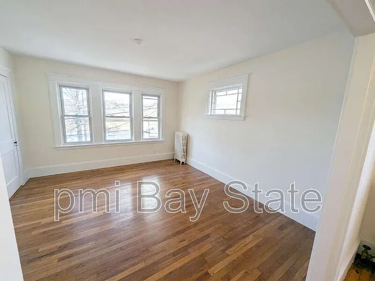37 Brainard St — Photo 9
