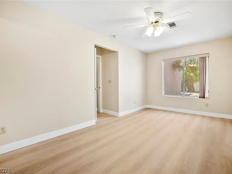 3775 Emerald Bay Cir — Photo 25