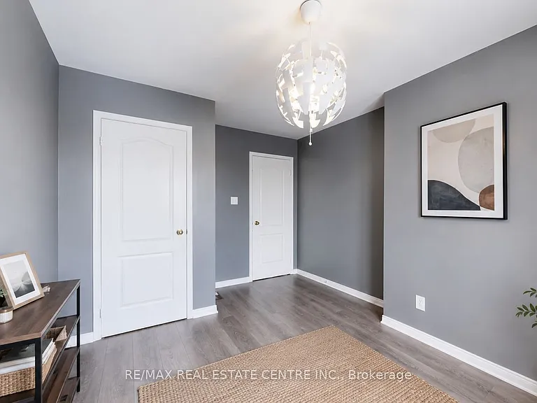 3941 Stardust Dr — Photo 40