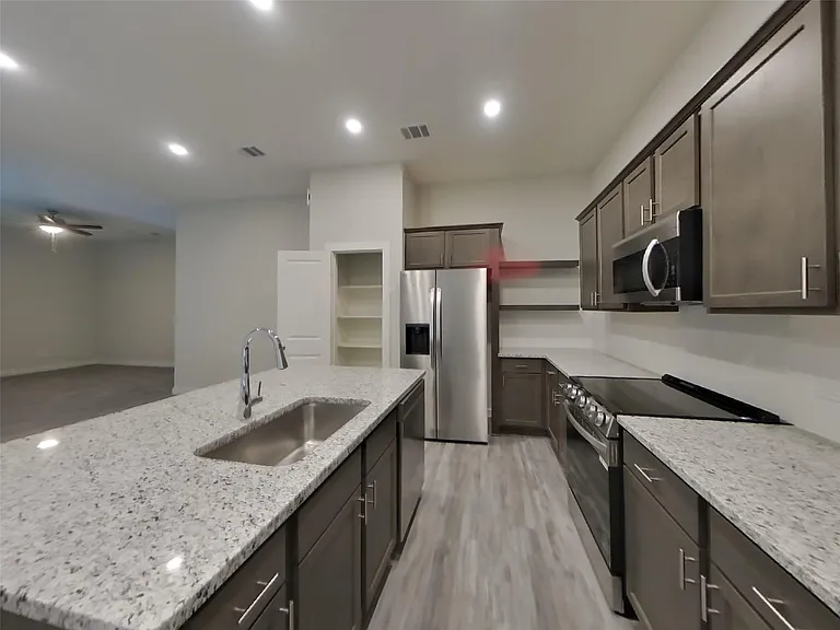 22706 Terrazzo Dr — Photo 5